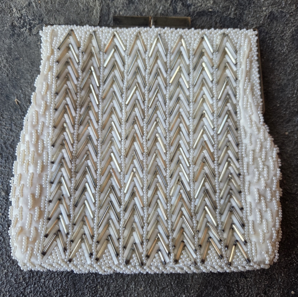 Vintage Ivory & Silver Handbeaded Chevron Art Deco Clutch - Unique Clasp